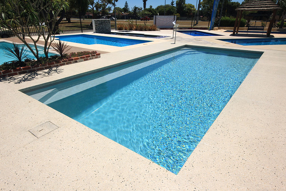 Westminster 9m x 4m Fibreglass Swimming Pools